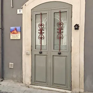 https://dimora-genovesi.sicilyhotelsitaly.net